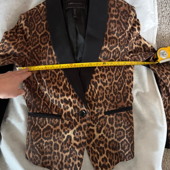 BCBGMaxAzria Bowie Leopard Print Blazer with Black Trim - Picture 5 of 5